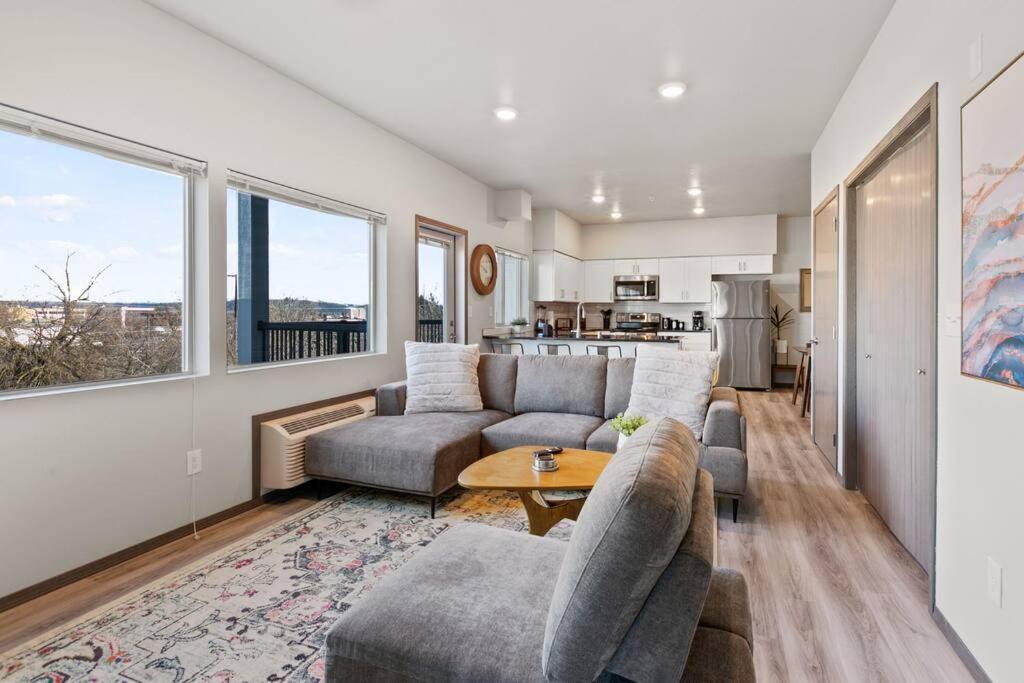 Brand New 2 Bd 2 Bth Near Dt And Perry District Leilighet Spokane Eksteriør bilde